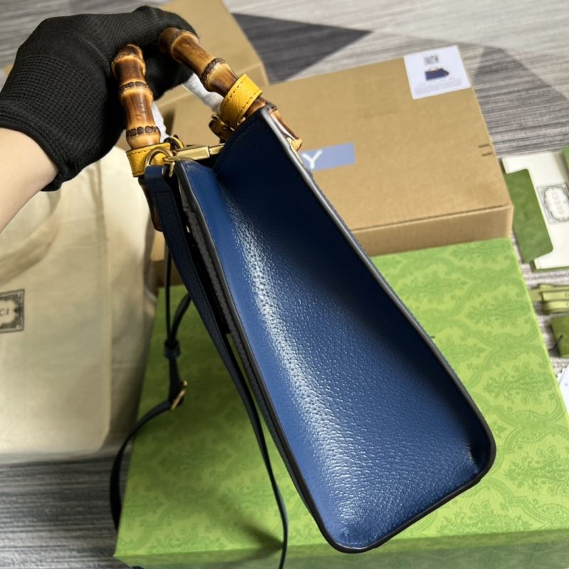 Gvc*1 tote bags